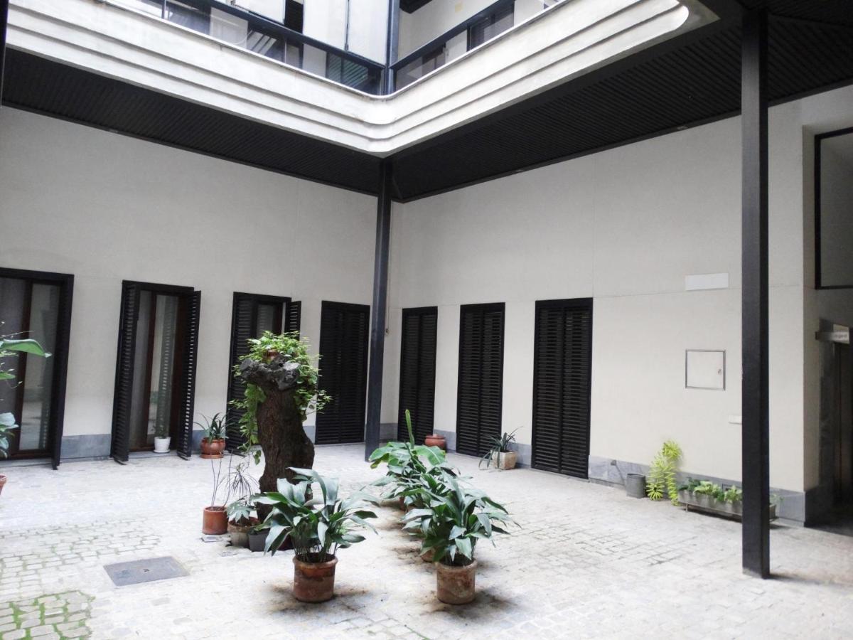 Ry Aparcamiento Incluido Junto A Catedral Ideal Parejas Sevilla Eksteriør bilde